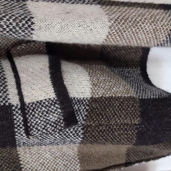 Daytrip Olive Green Black Plaid Sherpa Fleece Plush Shacket Size Large - Picture 4 of 6